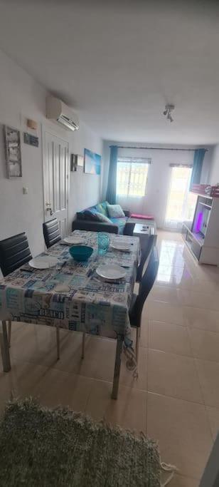 Bungalow Avec Piscine Torrevieja Exterior foto